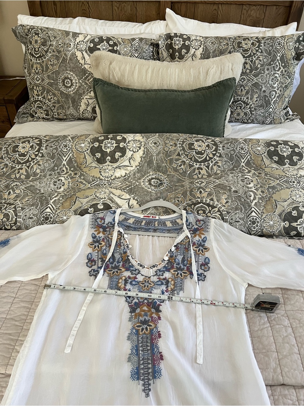 Johnny Was Tanya Embroidered white blue & colorful blouse - Picture 11 of 15